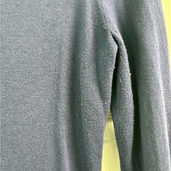 Lilly Pulitzer Navy and Gold Sweater - Picture 7 of 7